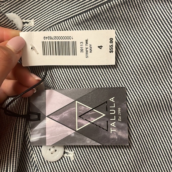 Mini shorts - Picture 4 of 4